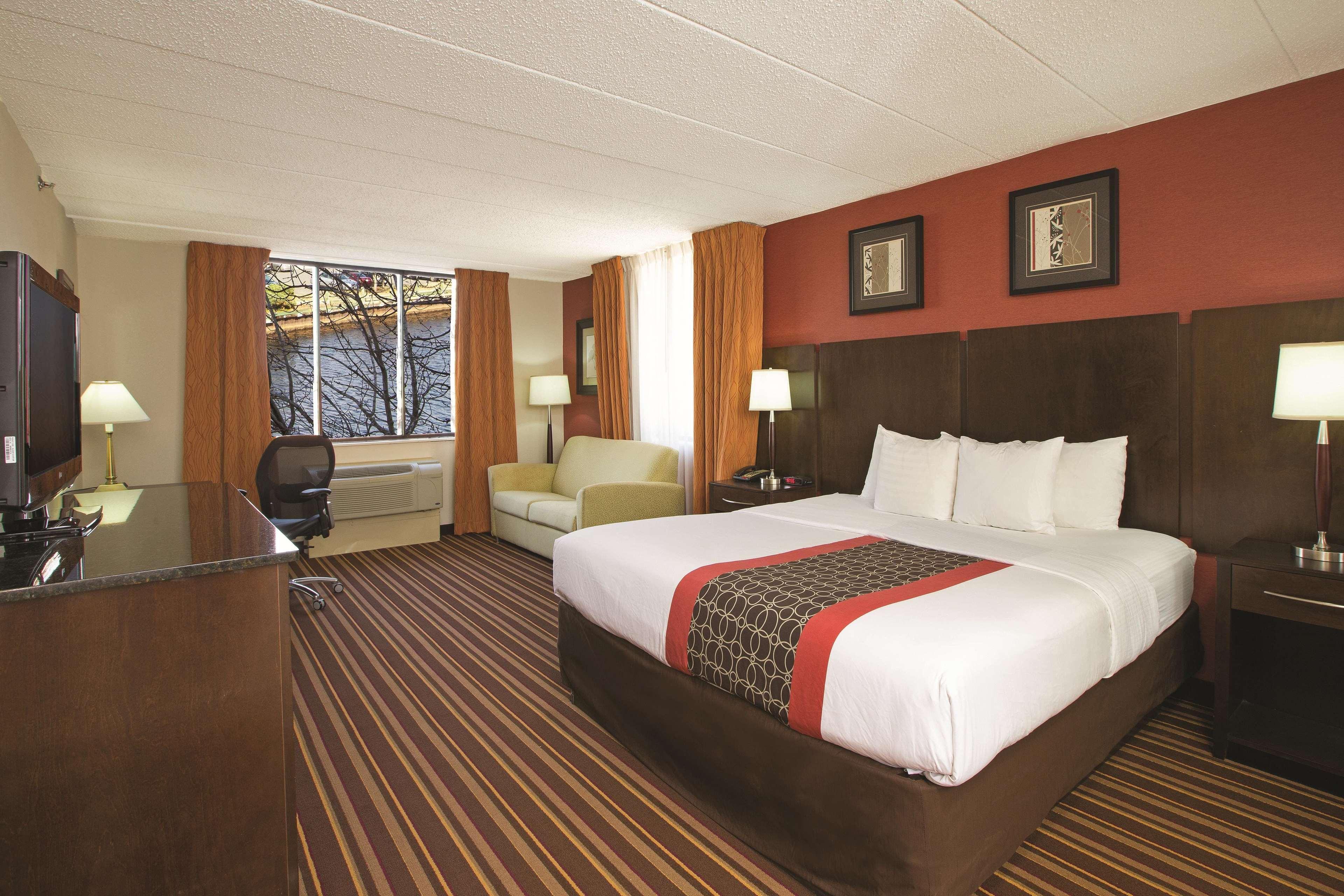 Hotel La Quinta By Wyndham Salisbury Zewnętrze zdjęcie